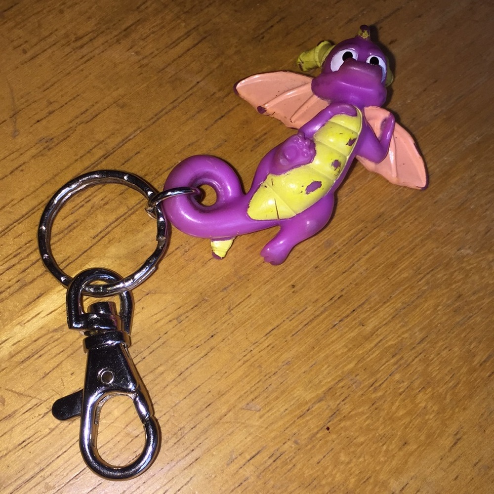 Wendy's 2007 Kids Meal The Legend Of Spyro: The Eternal Night Keychain Sparx